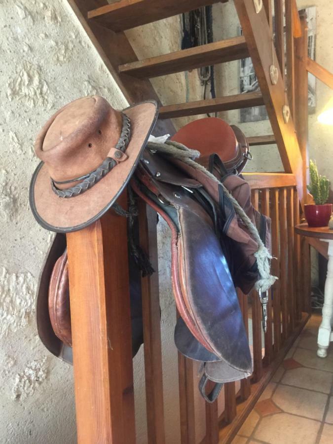 Le Peyrail Bed & Breakfast Les Leves-et-Thoumeyragues Luaran gambar